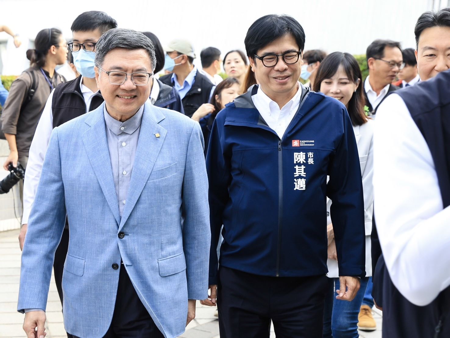 同卓揆視察高雄國際機場 陳其邁感謝中央支持高雄重大建設