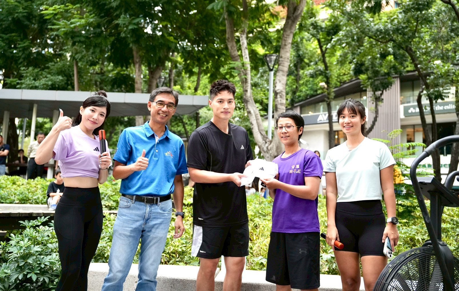 全球極限體能鋼鐵大賽快閃登場！ 壯壯、許孟哲領軍引爆草悟道熱潮