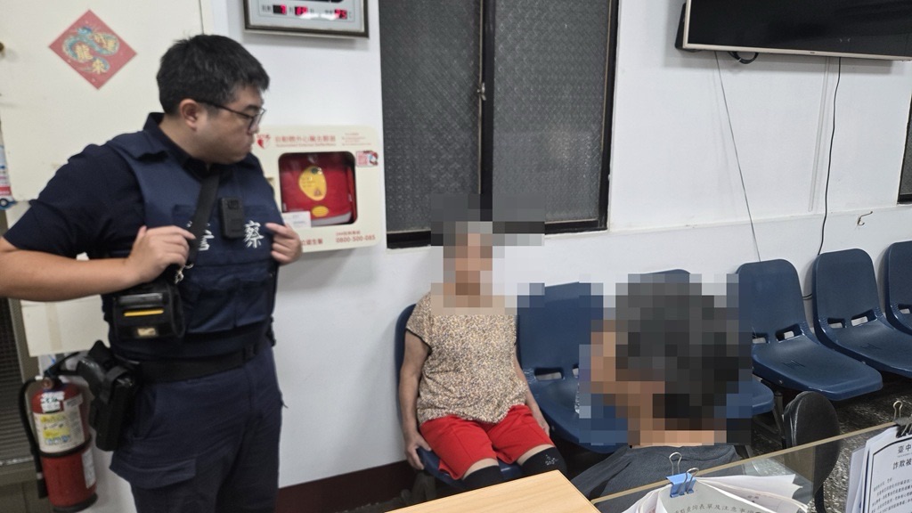 熱心民眾通報助迷途長者　潭子警耐心陪伴平安返家